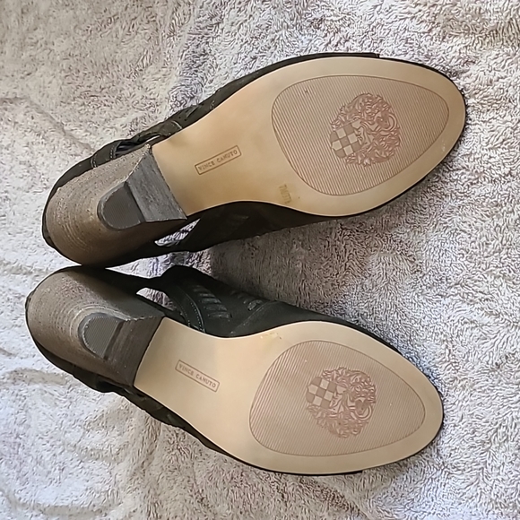 Vince Camuto Verona - Picture 4 of 8